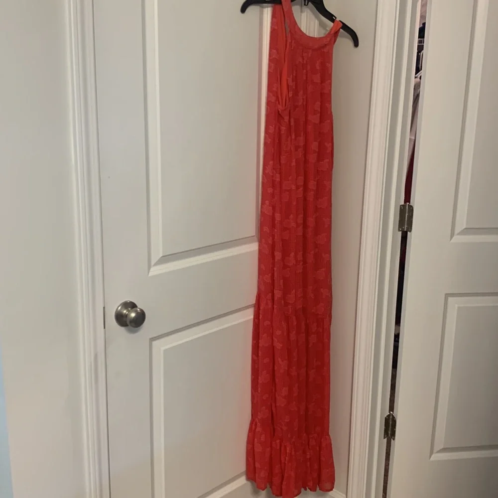 Blue door boutique halter coral maxi dress size medium - Picture 9 of 10
